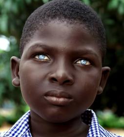 Мальчик с голубыми глазами. Blue eyes. Мальчик с голубыми глазами. Blue eyes.